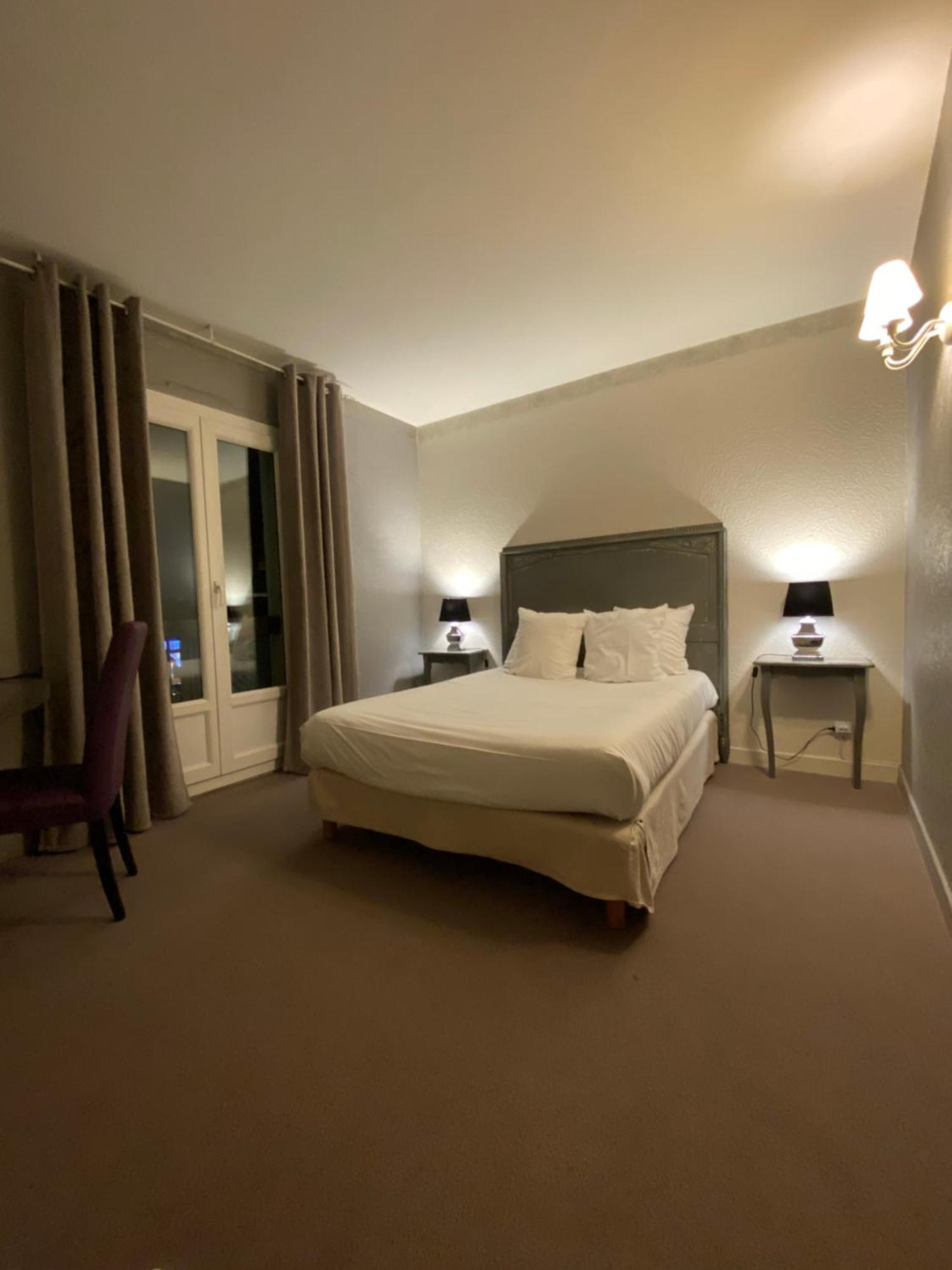 Logis Hotel Medieval, Montelimar Nord 로슈마우르 외부 사진