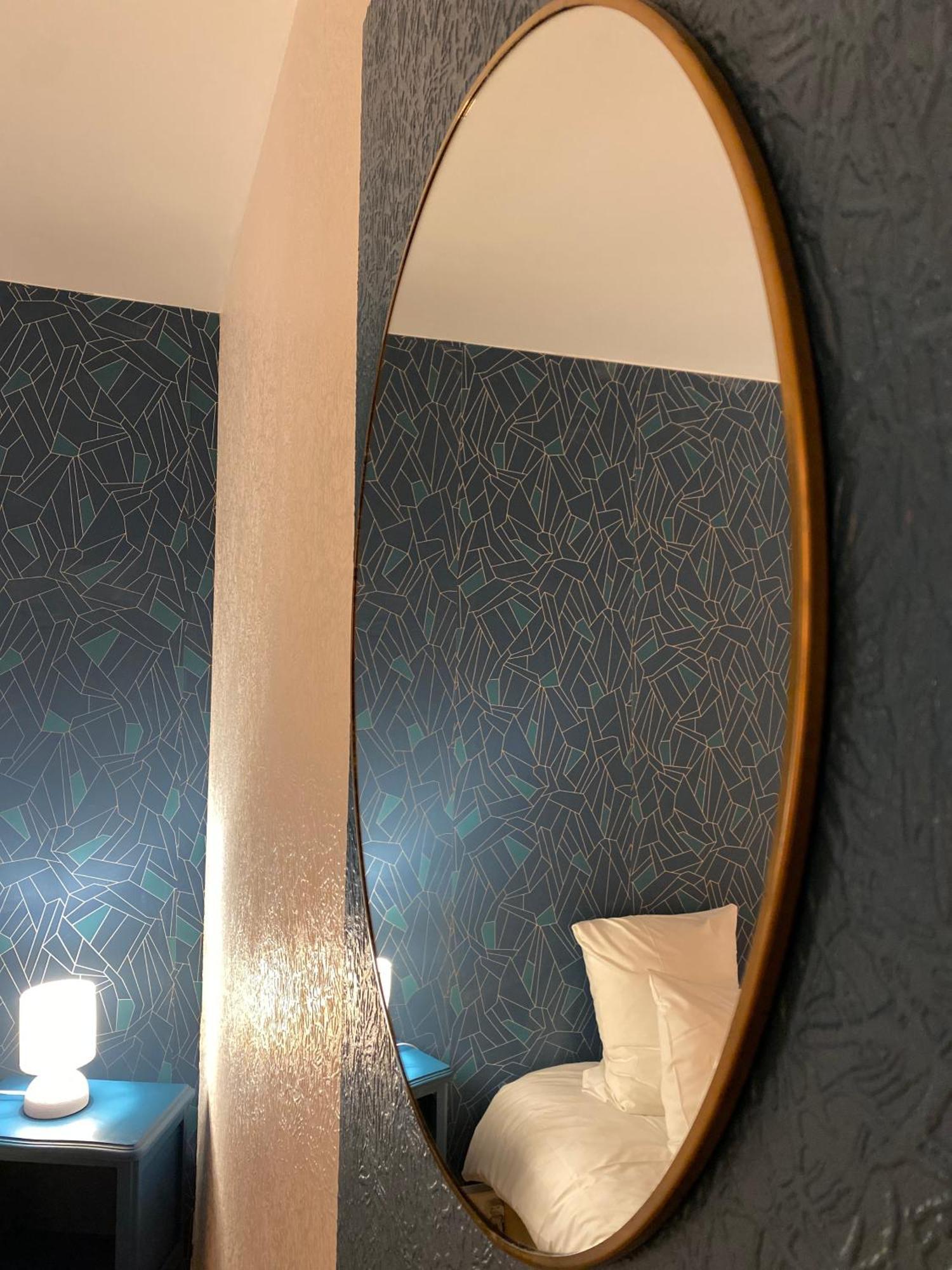 Logis Hotel Medieval, Montelimar Nord 로슈마우르 외부 사진