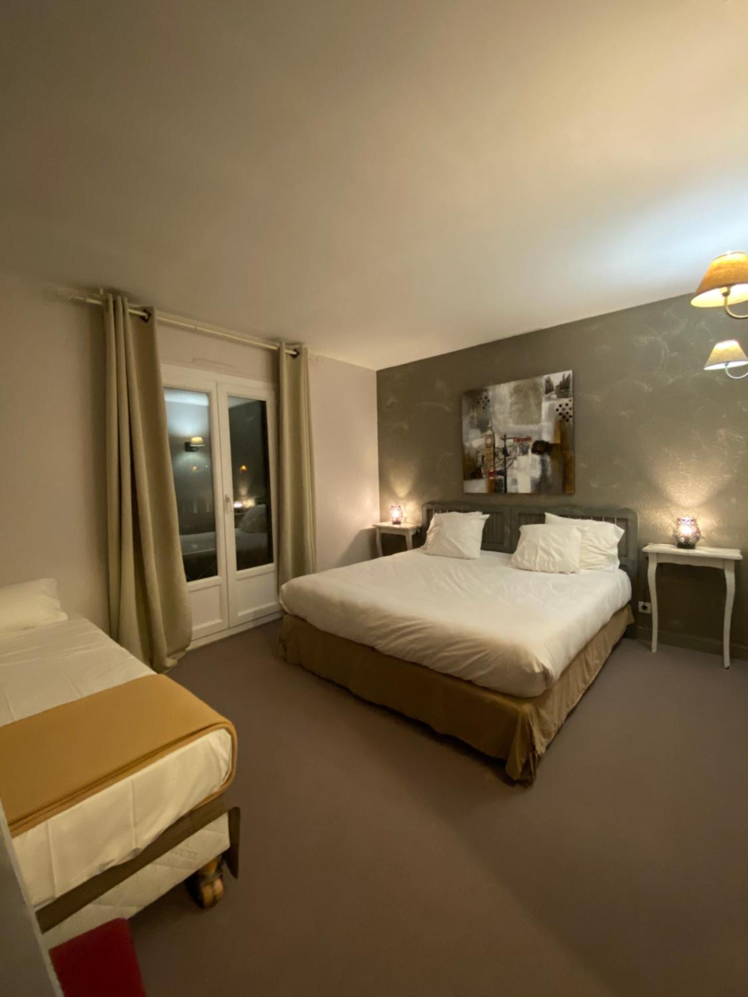 Logis Hotel Medieval, Montelimar Nord 로슈마우르 외부 사진